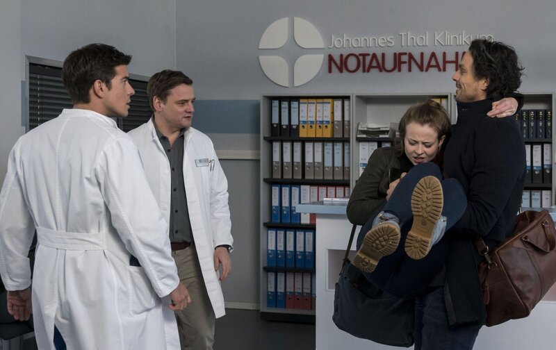 (v.l.n.r.) Ben Ahlbeck (Philipp Danne); Marc Lindner (Christian Beermann); Finja Wolters (Linda Belinda Podzus); Noah Mattes (Chrisitan Martin Schäfer) – Bild: ARD