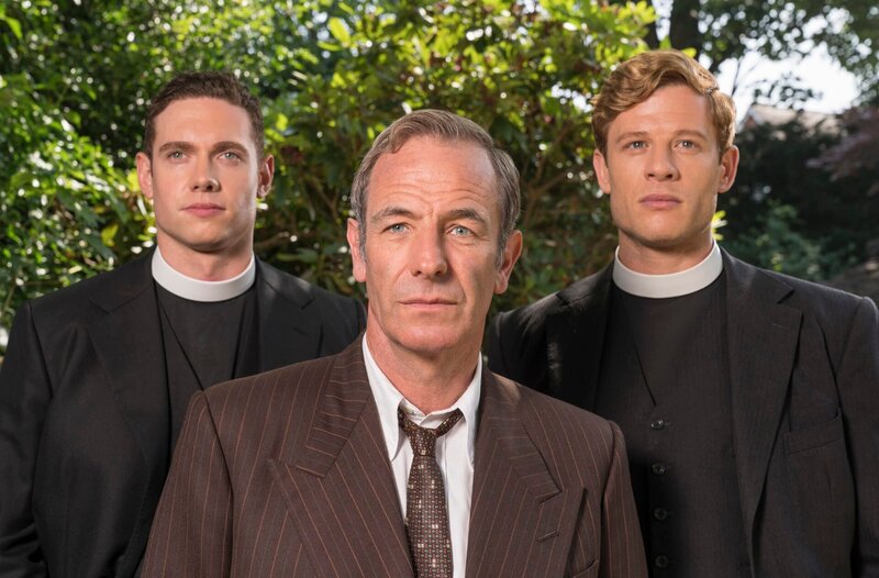 v.l.n.r.: Will Davenport (Tom Brittney), Geordie Keating (Robson Green) und Sidney Chambers (James Norten) – Bild: WDR/​ITV