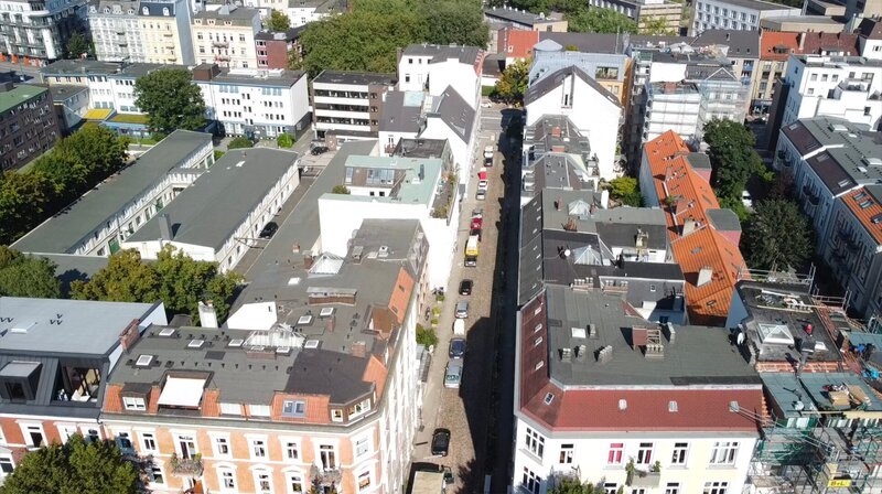Gerade Linie durch die Großstadt: Der kleine Hamburger Durchschnitt. – Bild: NDR /​ NDR Presse und Information