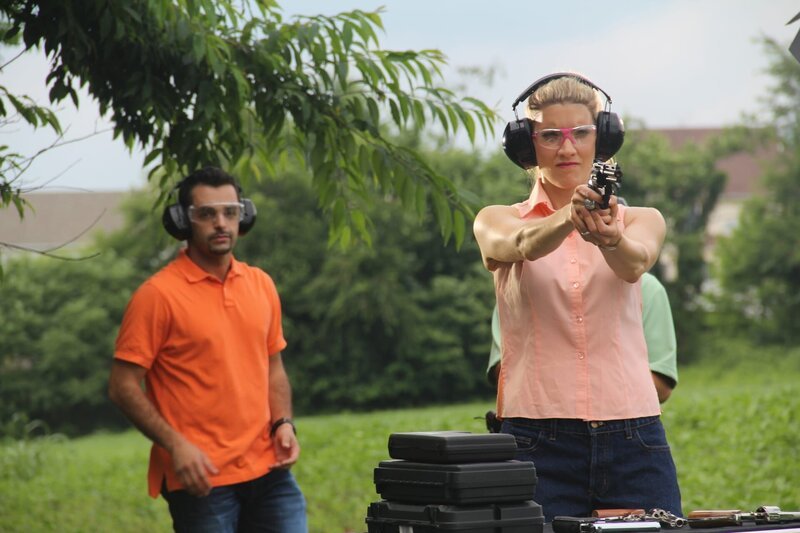 LeAnne and Adam at the gun range. – Bild: Discovery Communications