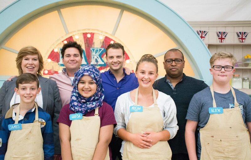 (v.li.): James, Allegra McEvedy, Sam Nixon, Hafsa, Mark Rhodes, Megan, Graham Hornigold, Alex. – Bild: ORF/​BBC/​Love Productions