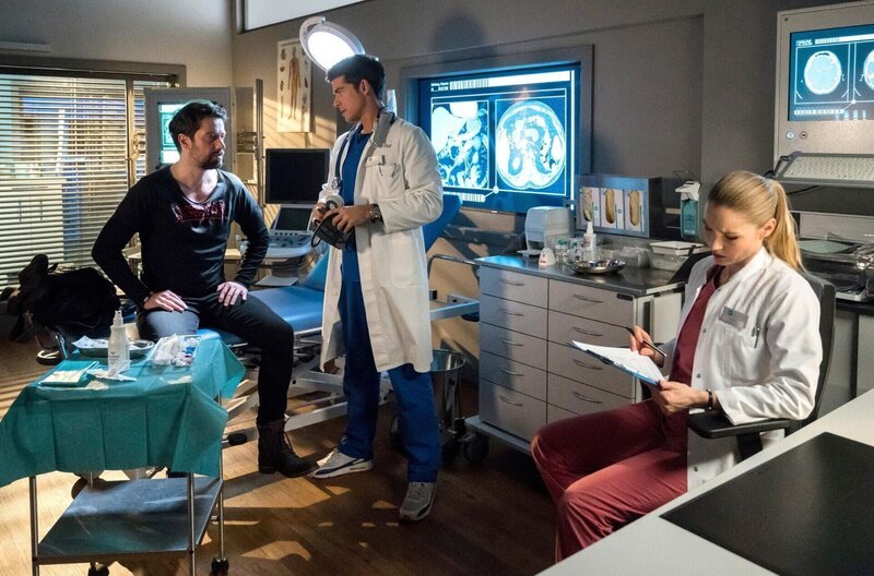 (v.l.n.r.) Joni Schubert (Björn von der Wellen); Ben (Philipp Danne); Julia (Mirka Pigulla) – Bild: ARD