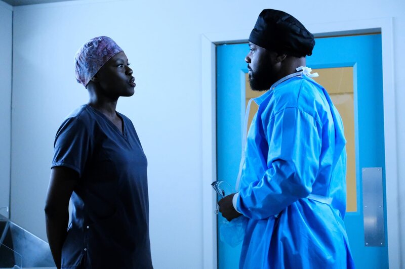 Durch seinen rauen Umgangston und seine unkonventionelle Arbeitsweise gerät Dr. Austin (Malcolm-Jamal Warner, r.) schnell mit Dr. Okafor (Shaunette Renée Wilson, l.) aneinander … – Bild: 2018 Fox and its related entities. All rights reserved. /​ Guy D’Alema Lizenzbild frei