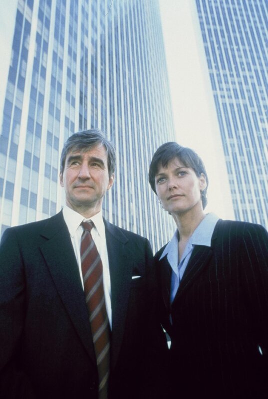 Law & Order Season 07 Carey Lowell, Sam Waterston – Bild: VOXup