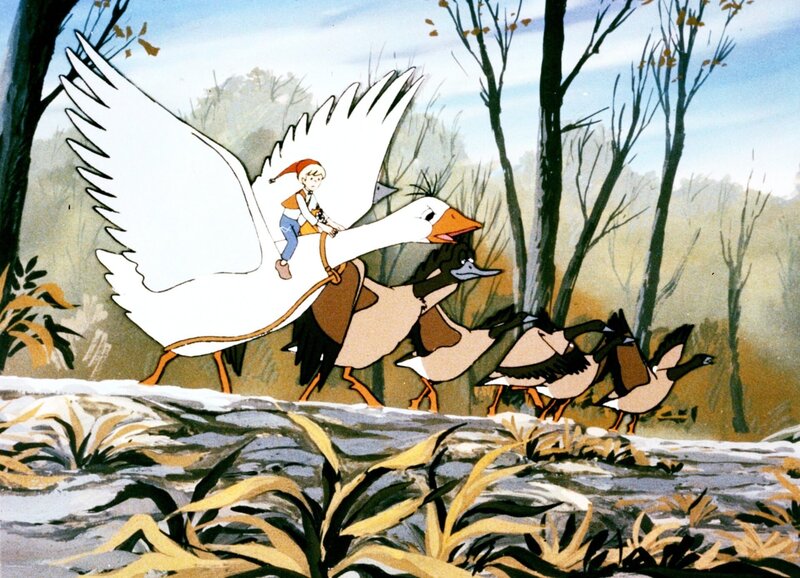 Gänserich Martin muss mit den Wildgänsen einen Wettkampf bestreiten. Nur die List des kleinen Nils gibt ihm die Chance zu bestehen. – Bild: ORF/​Apollo Filmverleih