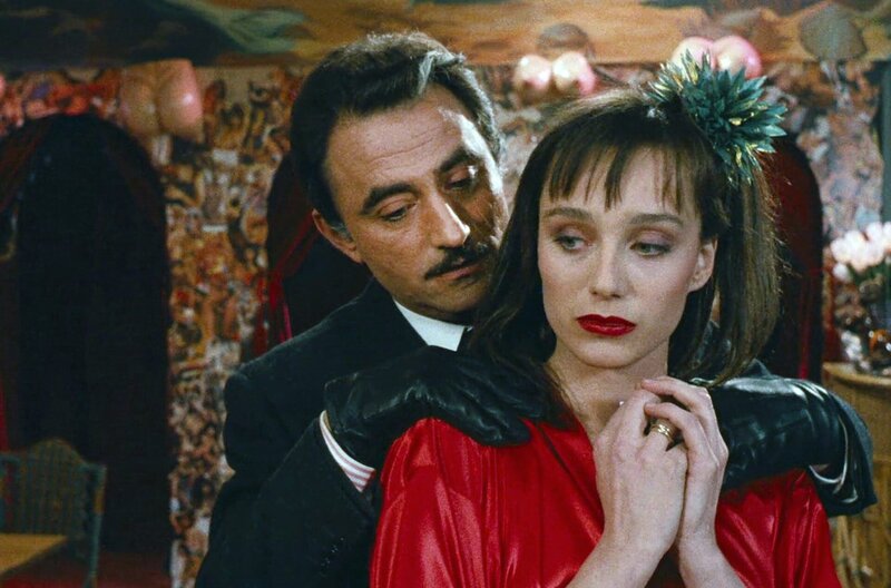 Agent Trouble - Mord aus Versehen – Bild: TF1 International/​JPM Distribution/​France 3 Cinéma