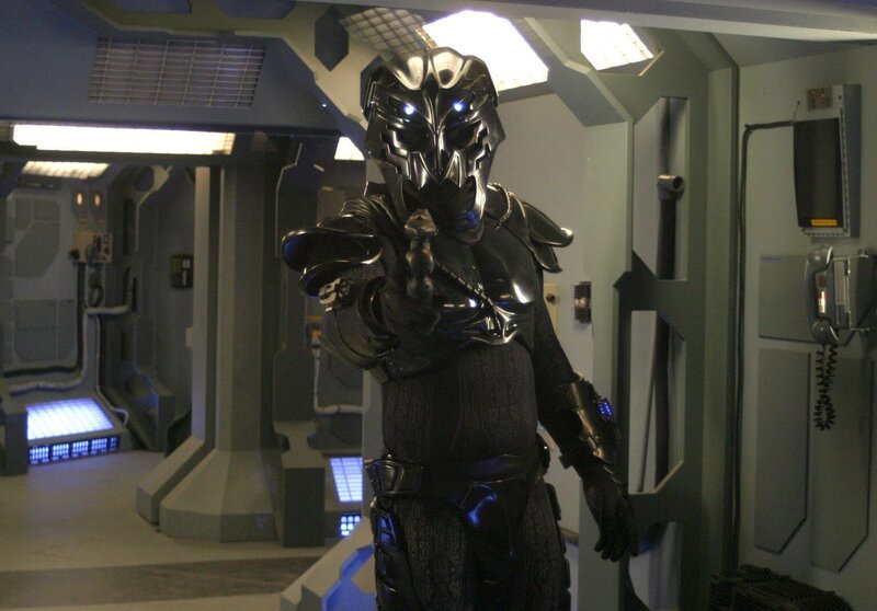 Plötzlich taucht ein Supersoldat auf der Prometheus auf … – Bild: RTL II