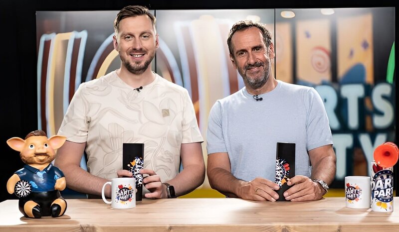 v.li.: Florian Hempel, Elmar Paulke – Bild: SPORT1