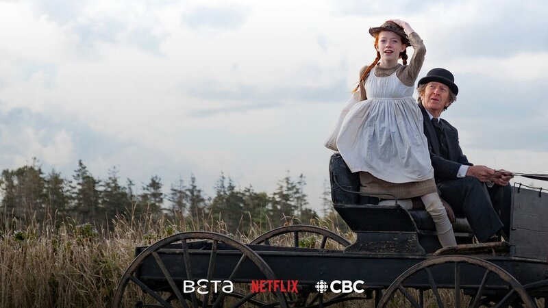 Amybeth McNulty als Ann Shirley-Cuthbert und R. H. Thomson als Matthew – Bild: Bibel TV
