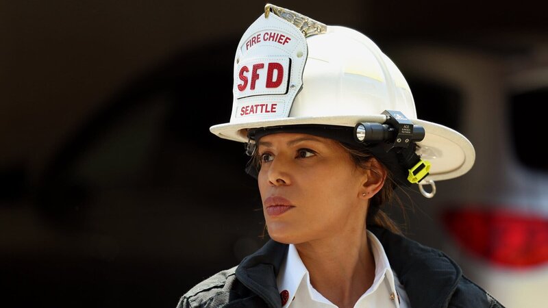 Station 19 Staffel 6 Folge 2 Die Chefin wird erpresst: Merle Dandridge als Natasha Ross – Bild: SRF/​Motion Picture