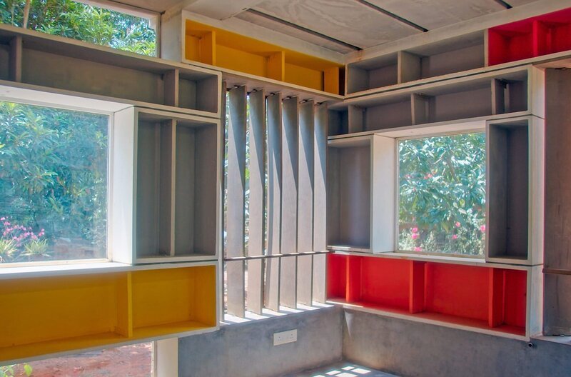 Die Full Fill Homes der Architektin Anupama Kundoo werden ihrem Namen gerecht: variabel und frei transformierbar, komplett aus nachhaltigem Ferrozement. – Bild: SWR/​NGF Geyhalterfilm