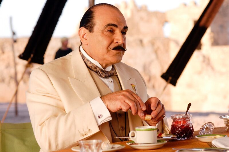 David Suchet (Hercule Poirot). – Bild: ORF/​ITV Studios Global Entertainment