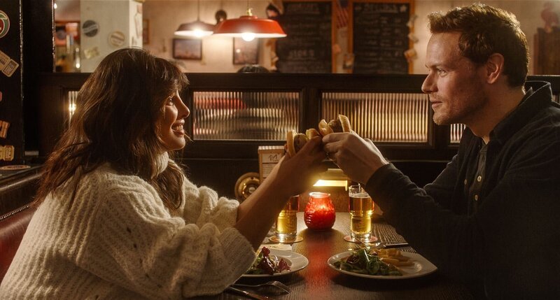 Rob Burns (Sam Heughan) und Mira Ray (Priyanka Chopra Jonas) – Bild: Super RTL Rob Burns (Sam Heughan) und Mira Ray (Priyanka Chopra Jonas) – Bild: Super RTL