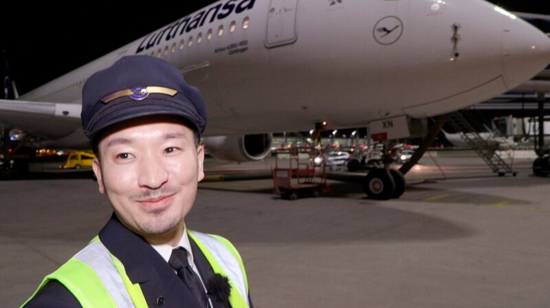 Pilot Joung-Gi Joost. – Bild: HR