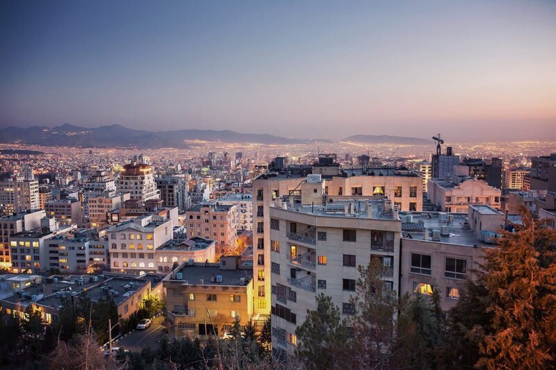 Tehran at night, Tehran, Iran – Bild: Alexander Mazurkevich