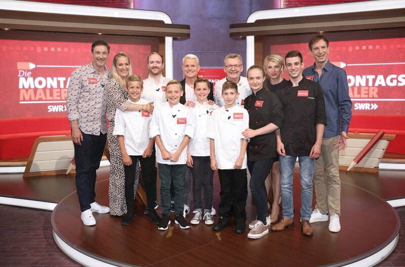 In jeder Sendung tritt ein Team von vier Prominenten gegen acht Kandidaten aus dem Südwesten an. – Bild: Frank Hempel