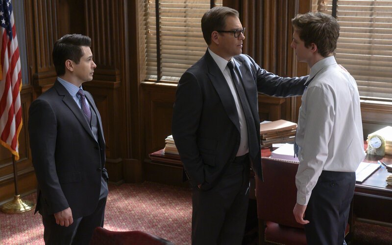 Benny Colón (Freddy Rodríguez); Dr. Jason Bull (Michael Weatherly); Connor McCandless (Garrett Forster) – Bild: CBS Broadcasting, Inc.