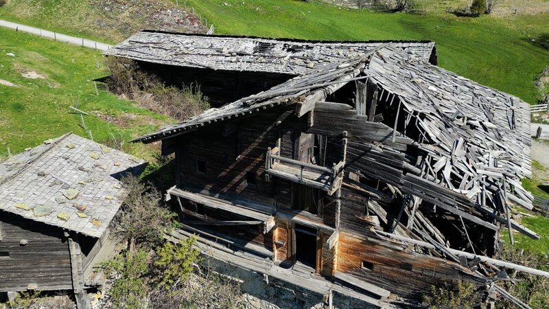 Der Bichlerhof in Osttirol ist nicht mehr zu retten. – Bild: ORF/ORF Tirol Der Bichlerhof in Osttirol ist nicht mehr zu retten. – Bild: ORF/ORF Tirol