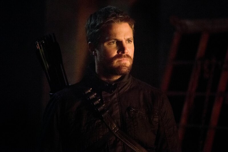 Oliver Queen (Stephen Amell) – Bild: RTL /​ ARROW and all related characters and elements © & â“¢ DC Comics and Warner Bros. Entertainment