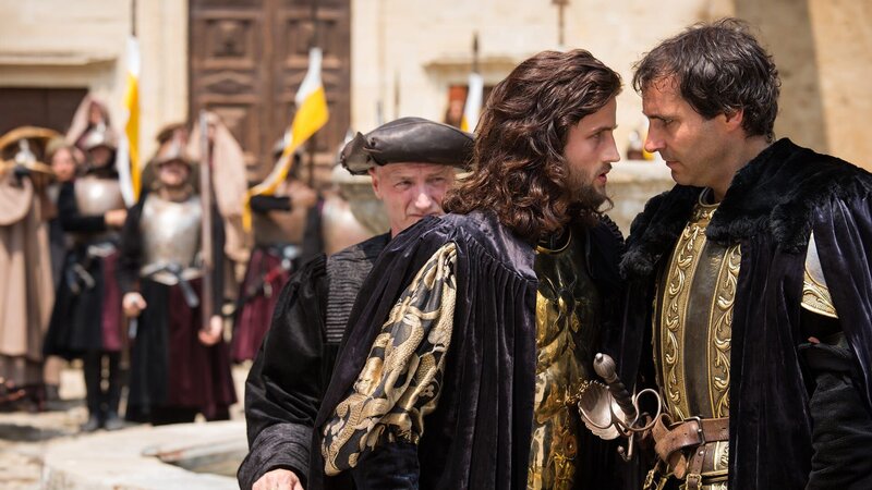 Cesare Borgia (Mark Ryder, m.) und Ramiro de Lorqua (Bruno Lastra, r.) – Bild: AXN White