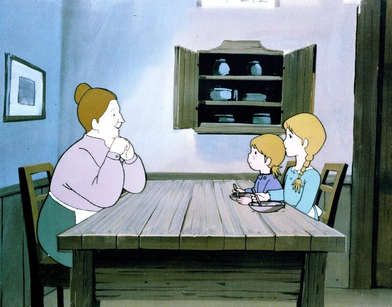 Die alte Bäuerin ist nicht so hartherzig wir ihr Sohn. Sie gibt den beiden Waisenkindern Suppe. – Bild: ORF/​Apollo Filmverleih