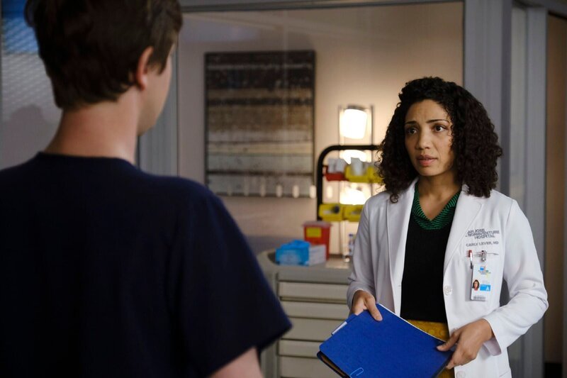 Dr. Carly Lever (Jasika Nicole) – Bild: Auf zu den Sternen /​ Jeff Weddell/​ABC/​Sony Pictures T /​ American Broadcasting Companies