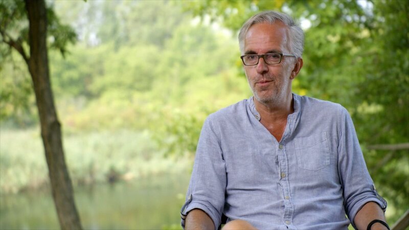 Werner Sobotka. Die Familie Sobotka kommt ebenfalls mit dem großen Bauboom aus Böhmen nach Österreich. Er reiht sich damit in berühmte Namen ein wie Maxi Böhm, Fritz Grünbaum oder Karl Farkas. – Bild: ORF/​kurt Mayer fim
