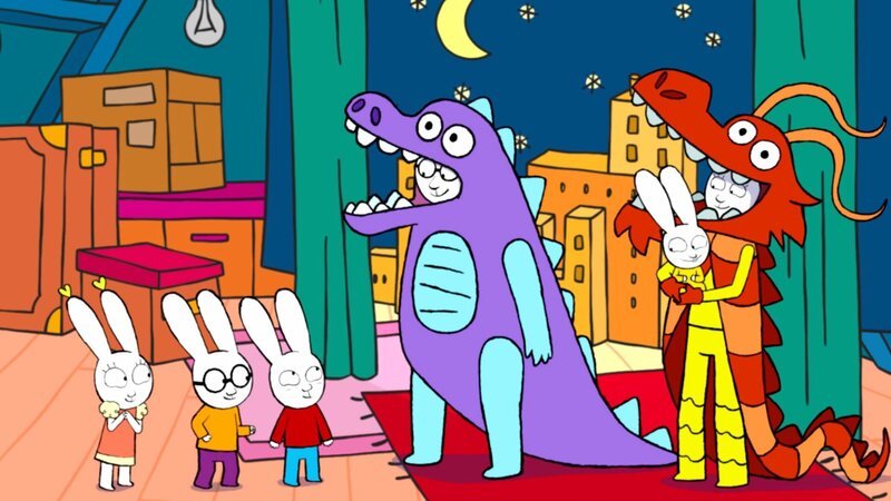 Mama (r.) und Papa (3.v.r.) spielen als Dino und Drache verkleidet die Geschichte aus dem Film „Grako, der Mega-Dinosaurier“ nach. Mama hält Franz (2.v.r.) im Arm. Simon (3.v.l.), Ferdinand (2.v.l.) und Lou (l.) haben einen riesen Spaß bei der Feier. – Bild: ZDF