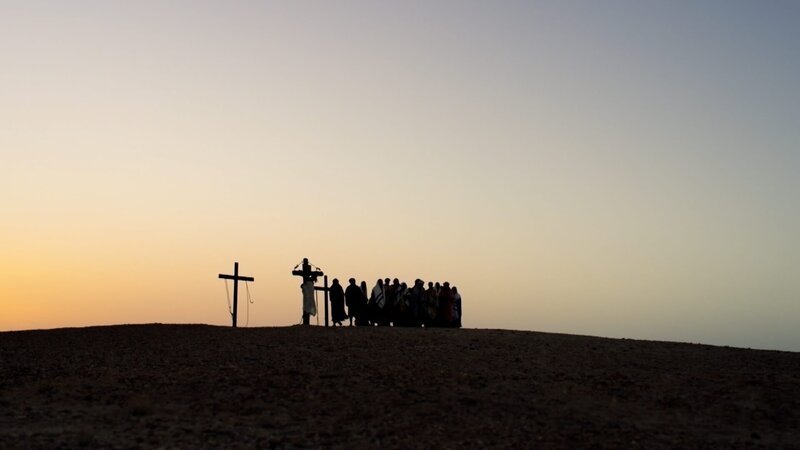 Berg Golgota mit Kreuzigungsgruppe – Bild: ZDF und Roland Breitschuh