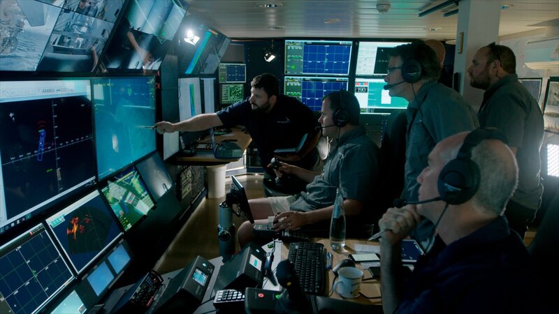 Unterwasserforscher an Bord des Forschungsschiffs Petrel entdecken vor der Küste der Philippinen ein Wrack, das dem Profil eines amerikanischen Zerstörers entspricht. Könnte es sich um das Wrack der USS Ward handeln, dem Schiff, das in Pearl Harbor den ersten Schuss auf Amerika im Zweiten Weltkrieg abfeuerte? – Bild: Lone Wolf Media