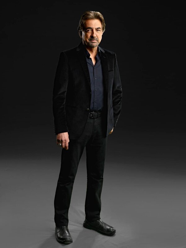 (9. Staffel) – Mitglied der B.A.U., einer FBI-Einheit, die sich mit verhaltensauffälligen Tätern beschäftigt: Special Agent David Rossi (Joe Mantegna) … – Bild: ABC Studios