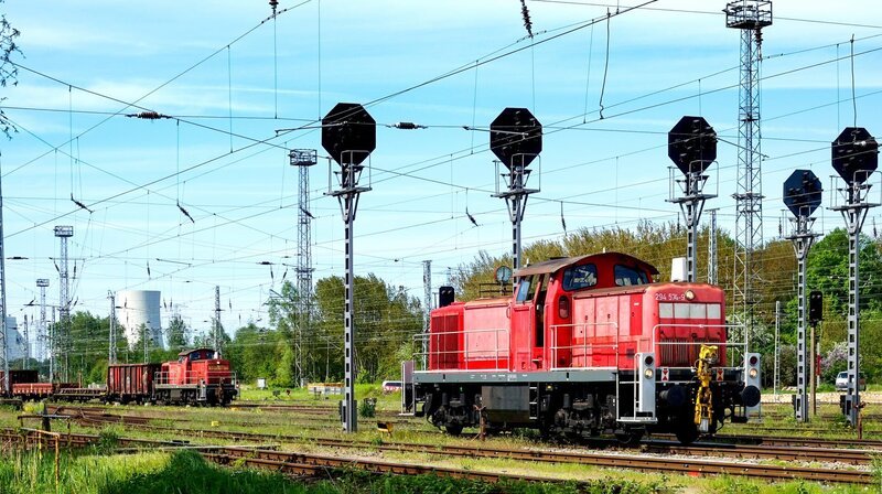 Der Güterbahnhof von Rostock. – Bild: NDR/​Sylvio Kaczmarek