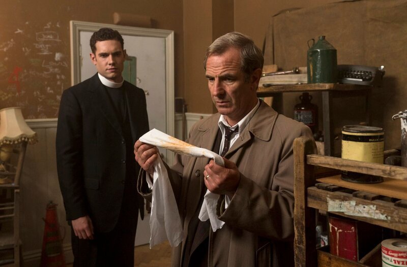 Will Davenport (Tom Brittney, l.); Geordie Keating (Robson Green, r.) – Bild: WDR/​ITV