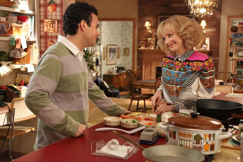 Barry Goldberg (Troy Gentile, l.): Beverly Goldberg (Wendi McLendon-Covey, r.) – Bild: Sony Pictures Television