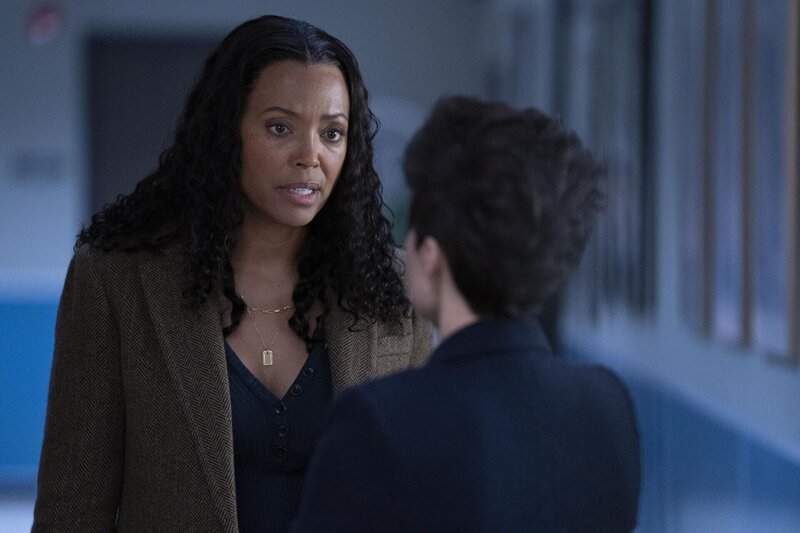 Dr. Tara Lewis (Aisha Tyler) – Bild: TM CBS Studios Inc. © 2022 ABC Signature and CBS Studios Inc. CRIMINAL MINDS is a trademark of CBS Studios Inc. All rights reserved. /​ Michael Yarish Lizenzbild frei