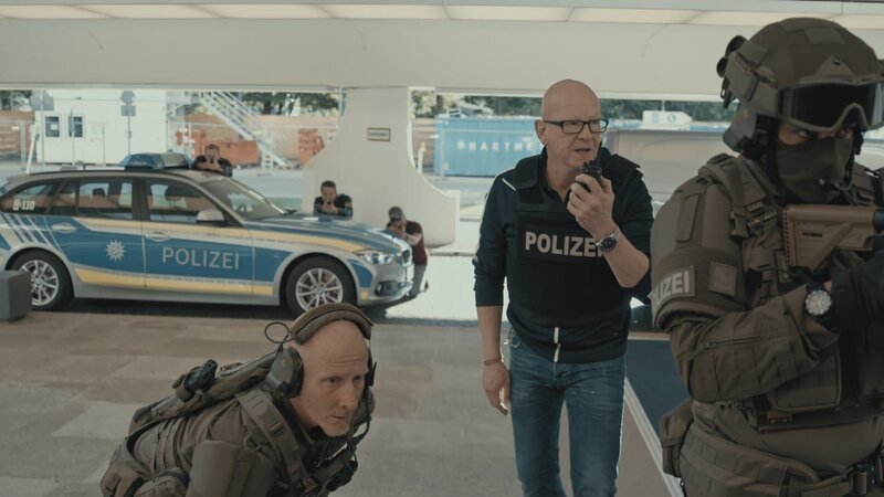 Michael Naseband (Mitte) – Bild: SAT.1