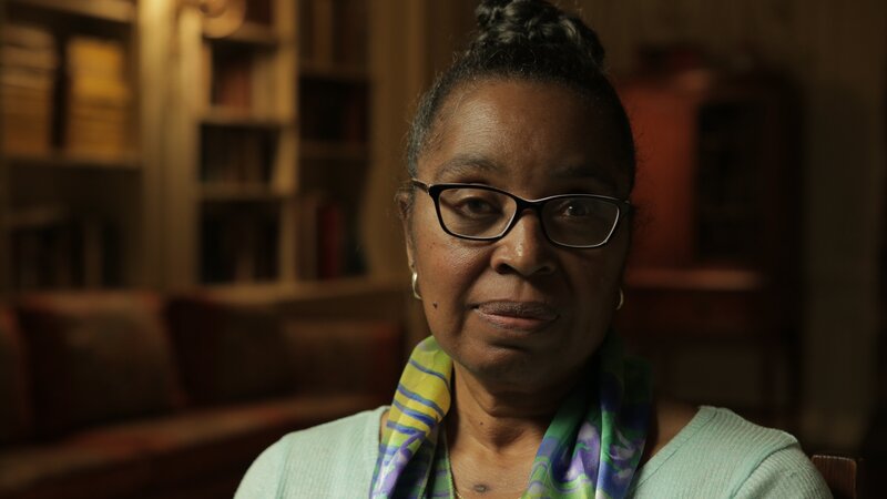 An interview with Beverly Brooks. – Bild: Discovery Communications