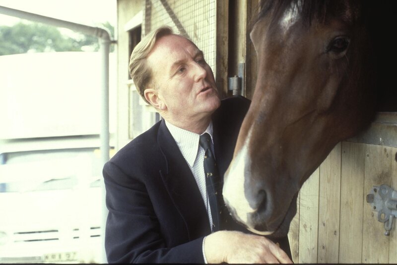 All Creatures Great and Small – Series 3 – Picture Shows: Robert Hardy as Siegfried Farnon – Bild: RTL