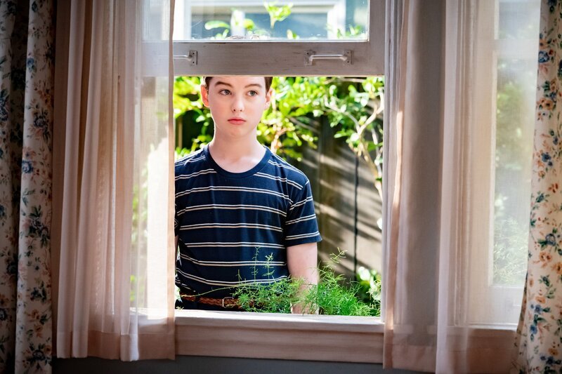 Sheldon Cooper (Iain Armitage) – Bild: ORF/​PRO7/​Warner