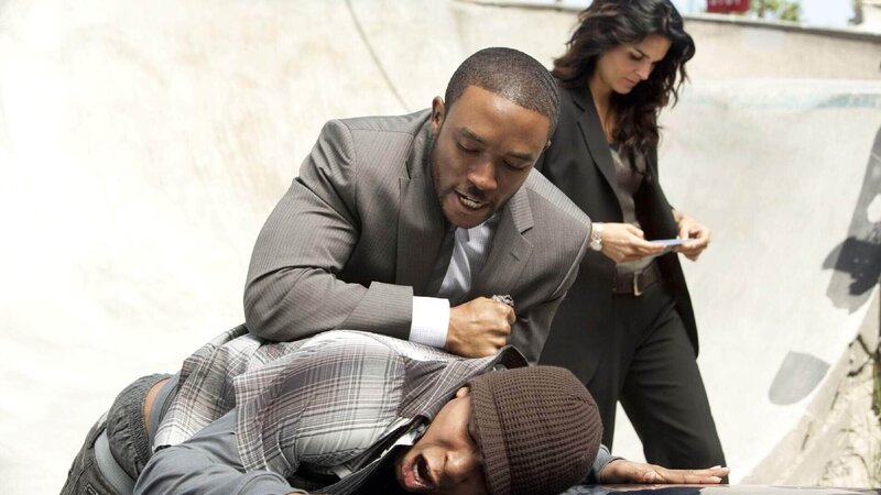 Det. Barry Frost (Lee Thompson Young) und Jane Rizzoli (Angie Harmon). – Bild: TVNOW /​ Warner Brothers Ent.
