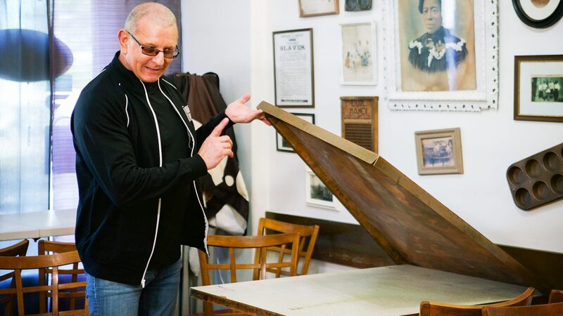 Robert Irvine – Bild: Warner Bros. Discovery