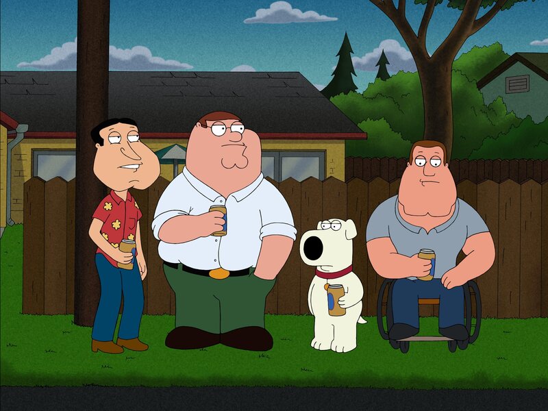 (v.l.n.r.) Glenn Quagmire; Peter Griffin; Brian Griffin; Joe Swanson – Bild: ProSieben MAXX