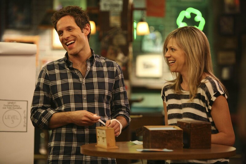 Dennis Reynolds (Glenn Howerton), Dee Reynolds (Kaitlin Olson) – Bild: Bluebush Productions, LLC.