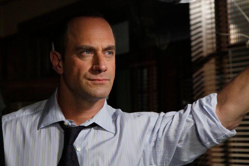 Auch privat steht für Detective Elliot Stabler (Christopher Meloni) eine Hiobsbotschaft ins Haus: Sein Sohn und dessen Freund sind seit einer Prügelei in der Schule verschwunden. – Bild: NBC Universal, Inc