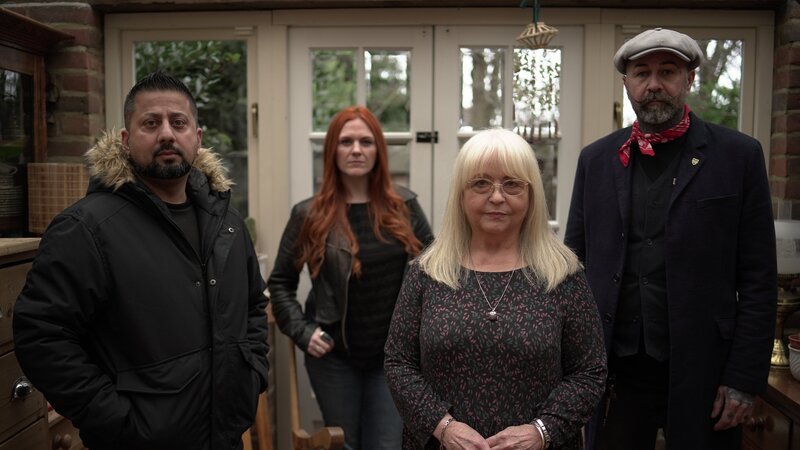 Barri Ghai, Jayne Harris, Gillian Edwards, Ian Lawman – Bild: Warner Bros. Discovery, Inc. or its subsidiaries and affiliates.