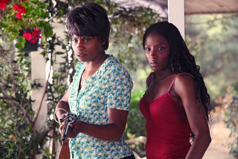 Tara (Rutina Wesley, re.) mit ihrer Mutter. – Bild: Home Box Office, Inc.