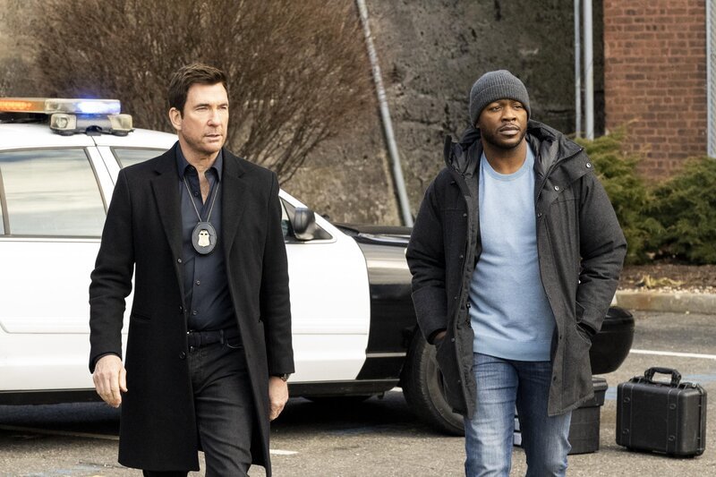 In der CBS-Originalserie FBI muss sich das Team mit dem Misstrauen der Behörden in einer eng verbundenen somalischen Gemeinde in Minnesota auseinandersetzen, um ein entführtes 14-jähriges Mädchen zu finden: MOST WANTED, die am Dienstag, 21. Februar (22:00⁠–⁠11:00 Uhr, ET/​PT) auf dem CBS Television Network ausgestrahlt wird und live und auf Abruf auf Paramount+ zu sehen ist. Abgebildet (L-R): Dylan McDermott als Supervisory Special Agent Remy Scott und Edwin Hodge als Special Agent Ray Cannon. – Bild: CBS Broadcasting, Inc.
