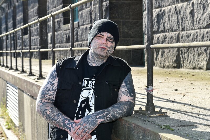 Horror Tattoos; Staffel: 3; Alexander Kroll – Bild: sixx /​ André Kowalski