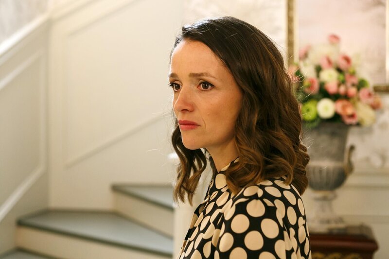 Jenny (Kaja Schmidt-Tychsen) bekommt keine Chance, sich Deniz zu erklären. – Bild: RTL /​ Kai Schulz