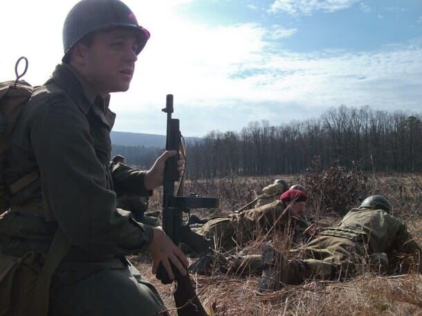Battle of the Bulge reenactors in the field. The Battle of the Bulge was the biggest and the bloodiest of World War II. – Bild: National Geographic Society